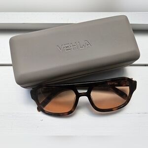 Vehla dixie sunglasses